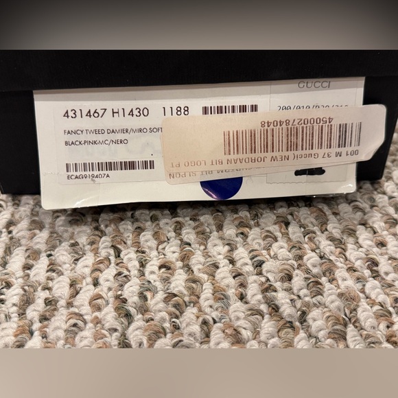 Gucci Tweed Loafers - Picture 10 of 11